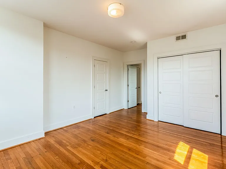 Carraway - 1575 Spring Pl NW — Photo 8