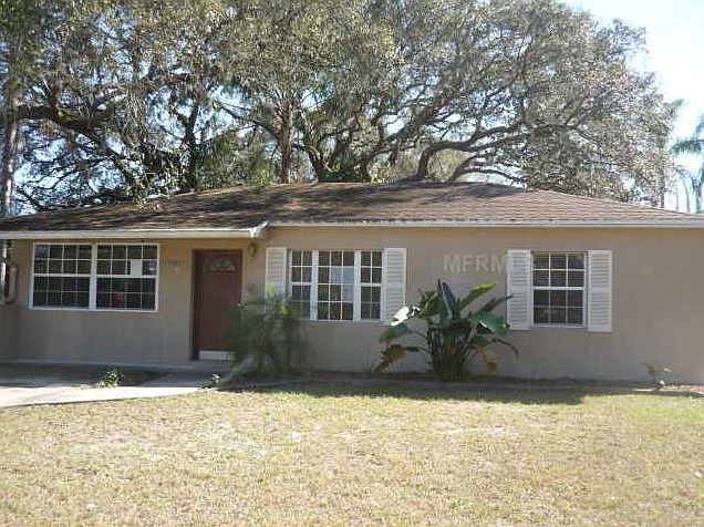 1st image of 10417 Newport Cir