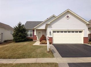 13165 Cold Springs Dr, Huntley, IL 60142