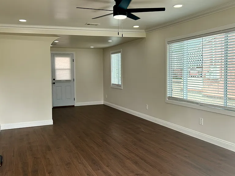 Living room & dining room