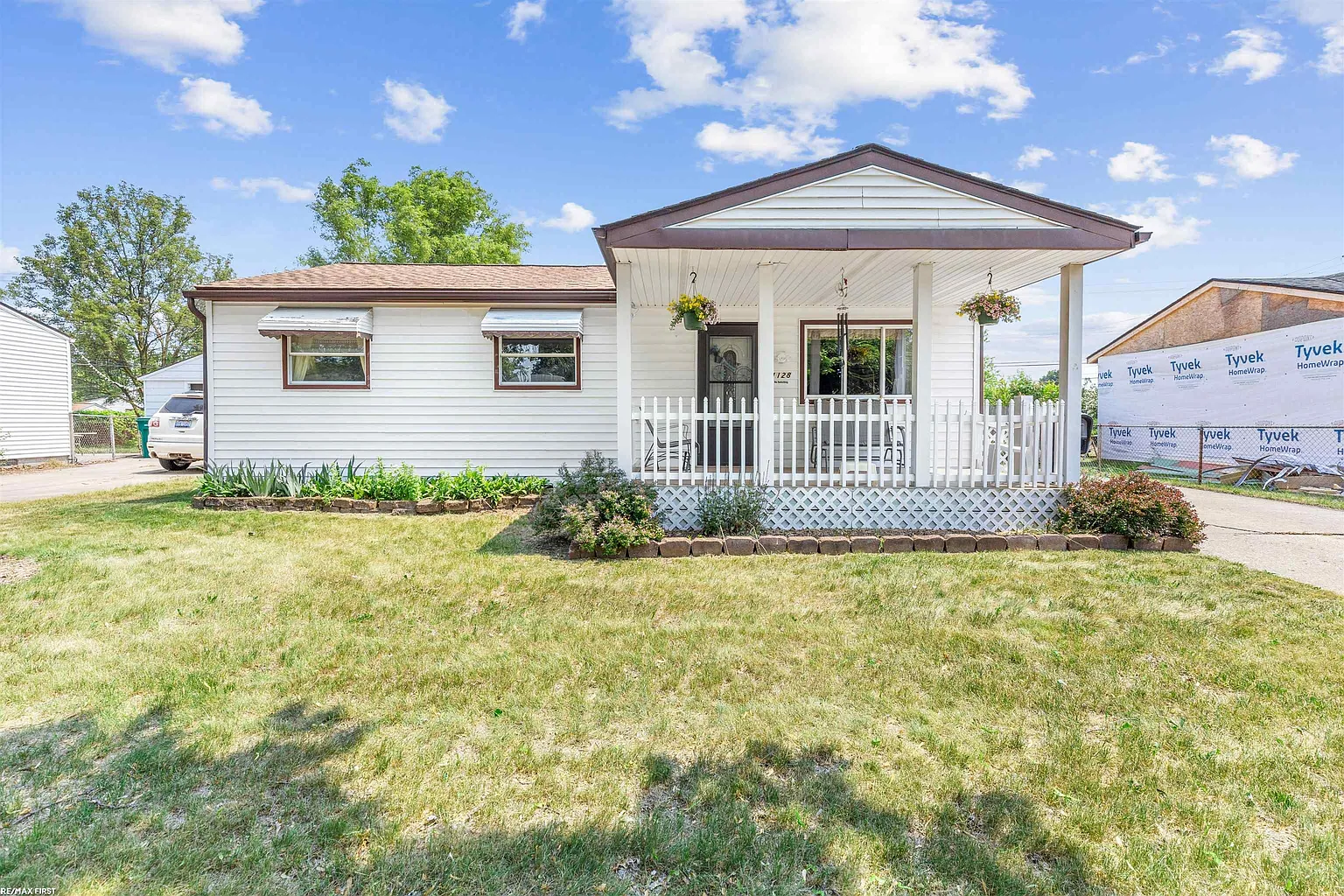 1128 Hunter Ave photo 1