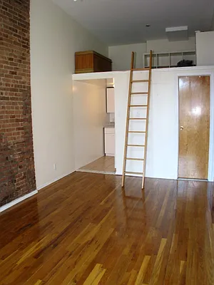 Rented by Sotheby's International Realty | media 2