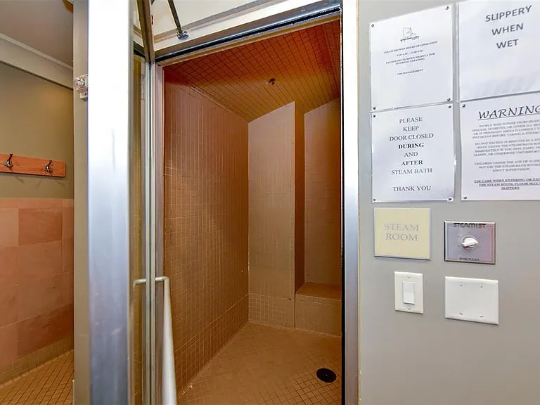 1350 Main St #903 — Photo 54