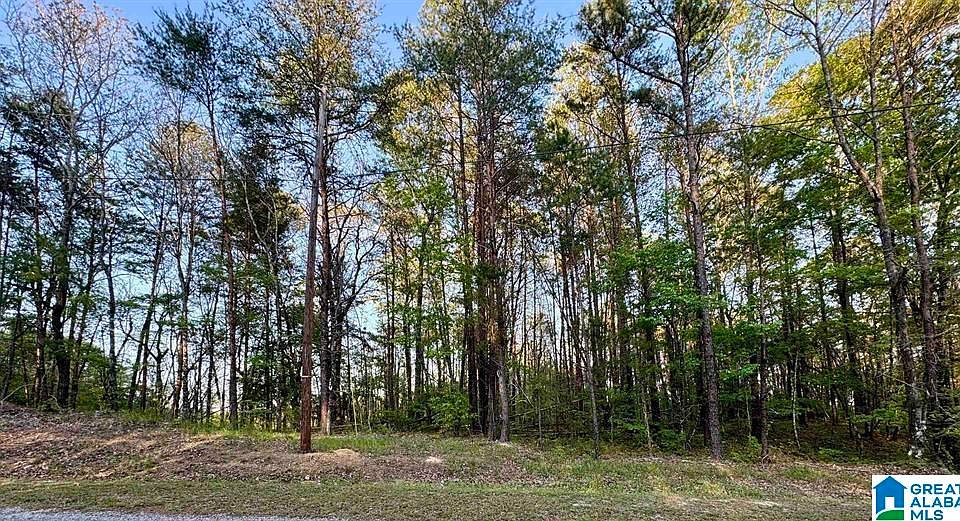 2nd image of 1485 Hiawatha Rd #0