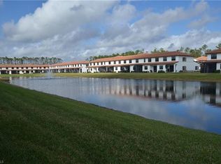 7826 Bristol Cir, Naples, FL 34120