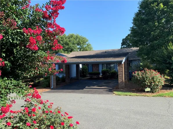 173 Fairway Dr, Bermuda Run, NC 27006