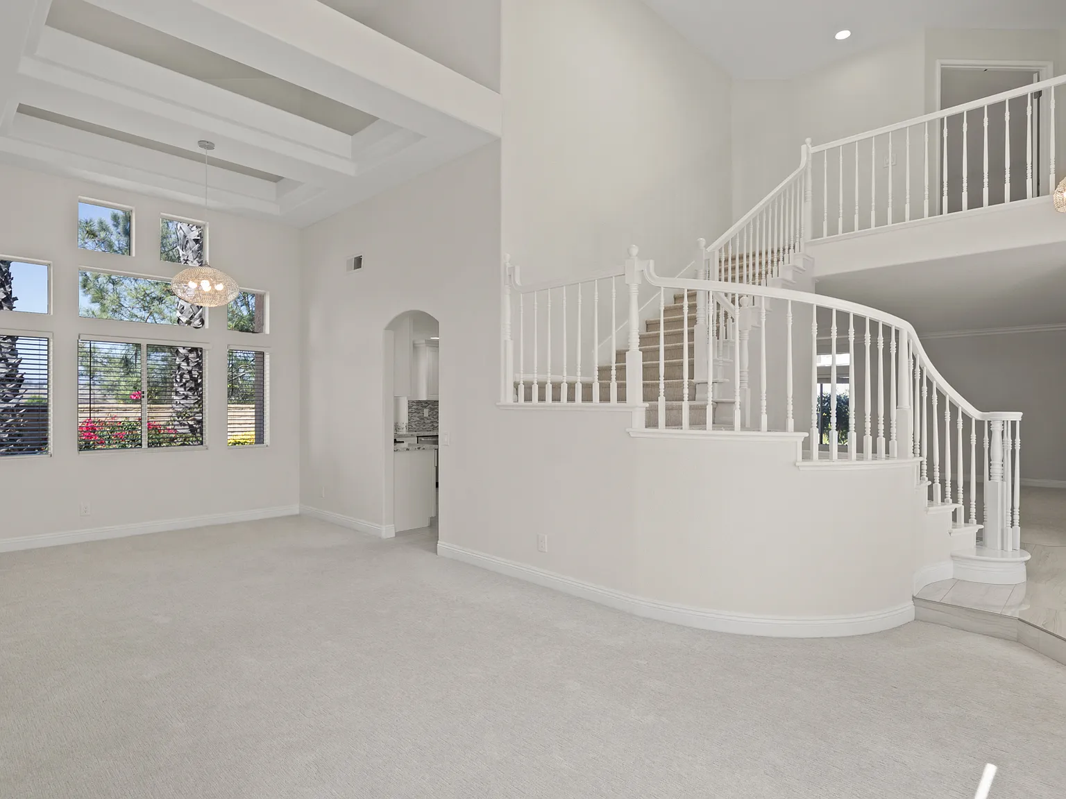 4 bed, 2657 sqft, $5,150 — Photo 3