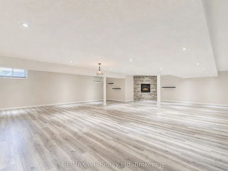 70 Kenton St — Photo 33