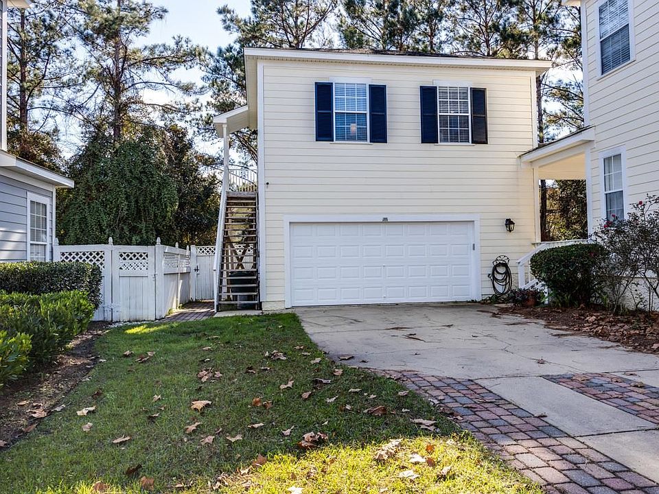 1st image of 3789 Overlook Dr #1