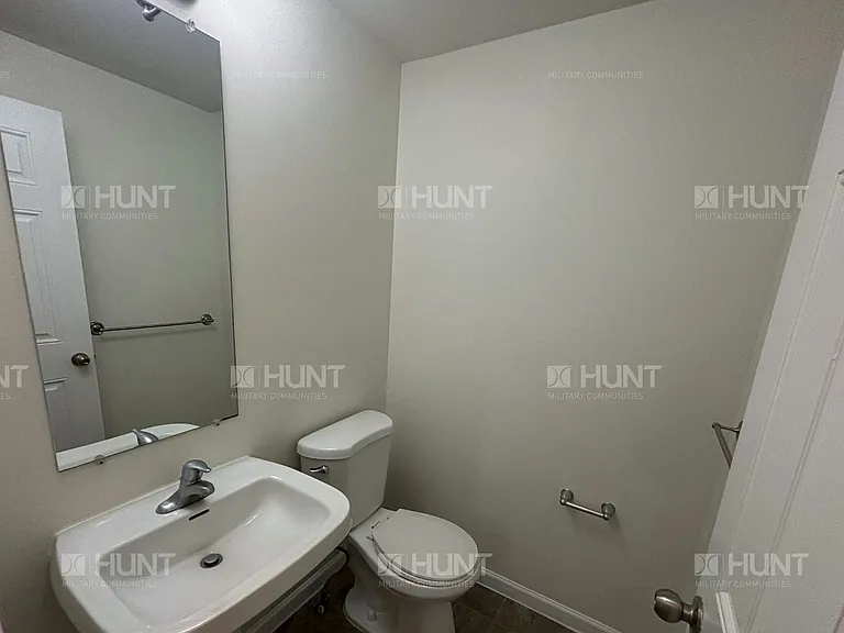 14 Lancaster Ave — Photo 15