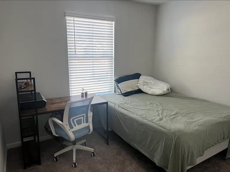 1011 Course Ln — Photo 13