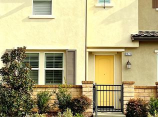 28736 Jardineras Dr, Santa Clarita, CA 91354