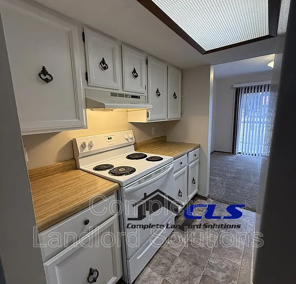4276 S Kian St — Photo 3