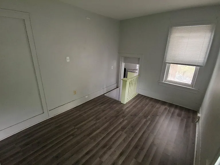 1310 Bellows St #C — Photo 3