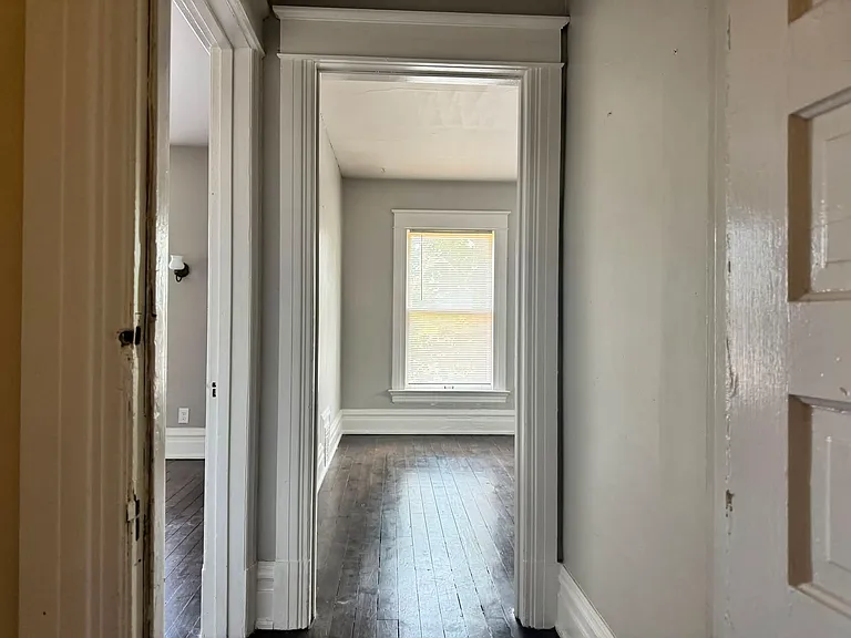 222 S Kalamazoo Ave #3 — Photo 1