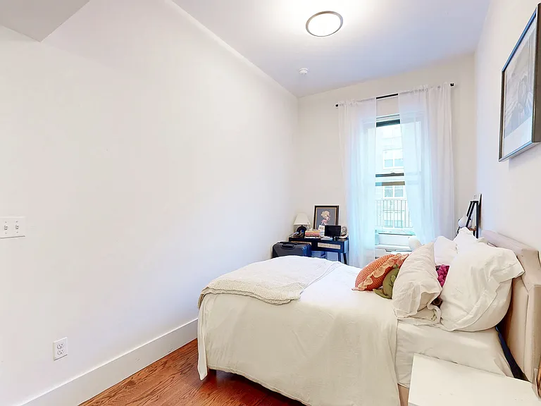155 W 75th St #3FR — Photo 10
