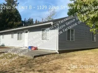 1129 22nd St #B, Bellingham, WA 98225