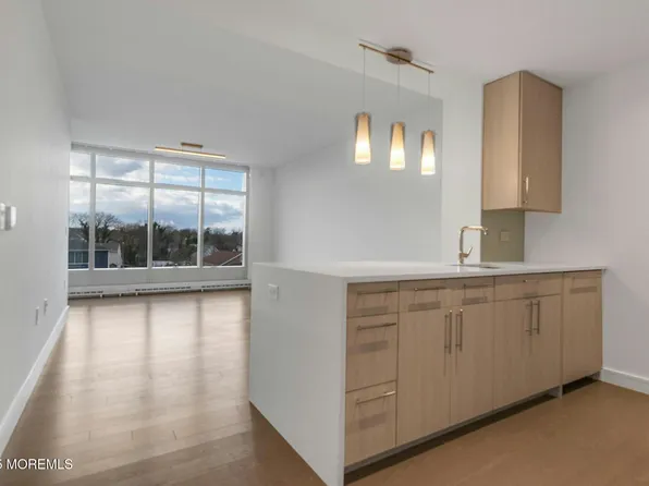 15 Morris Ave #221, Long Branch, NJ 07740