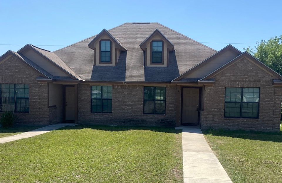 1st image of 131 Robinhood Dr
