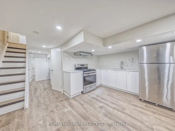 46 Springhurst Ave #Basement, Toronto, ON M6K 1B6