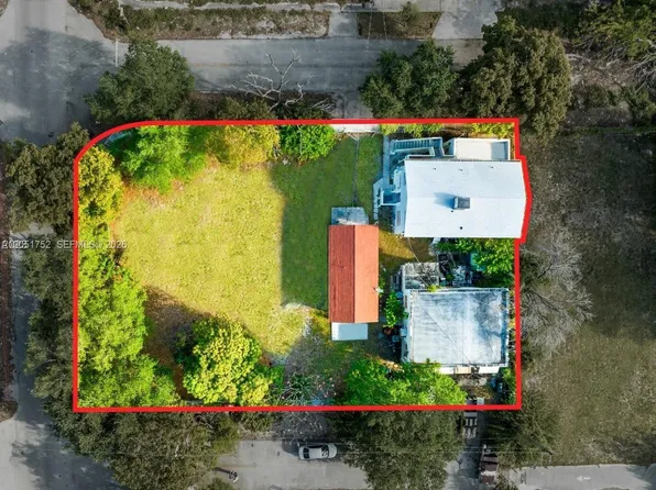 1133 NW 79th Ter, Miami, FL 33150