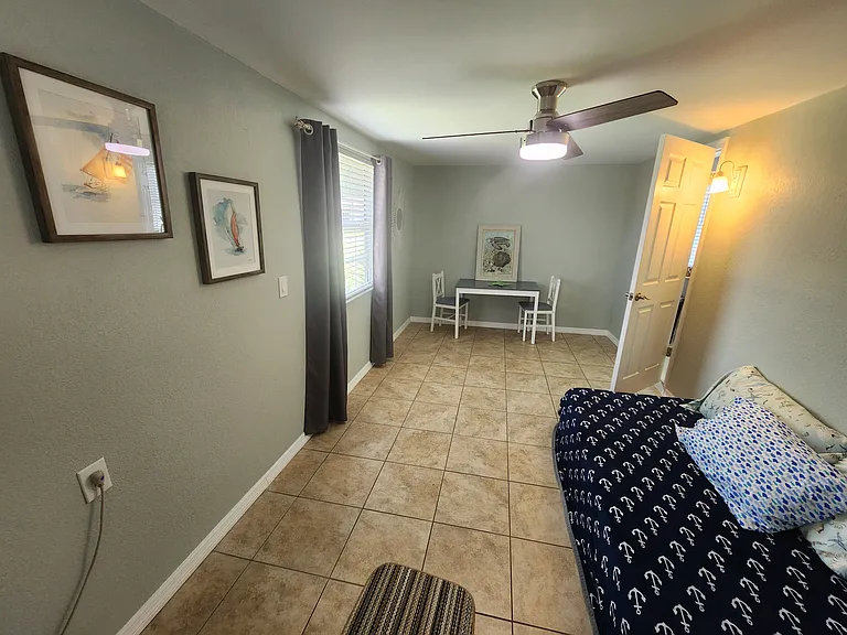 801 Liberty St — Photo 16