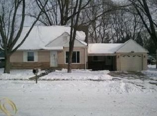 22120 Colgate St, Farmington Hills, MI 48336