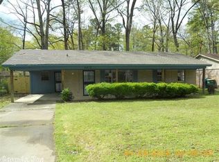 6813 Fairfield Dr, Little Rock, AR 72209