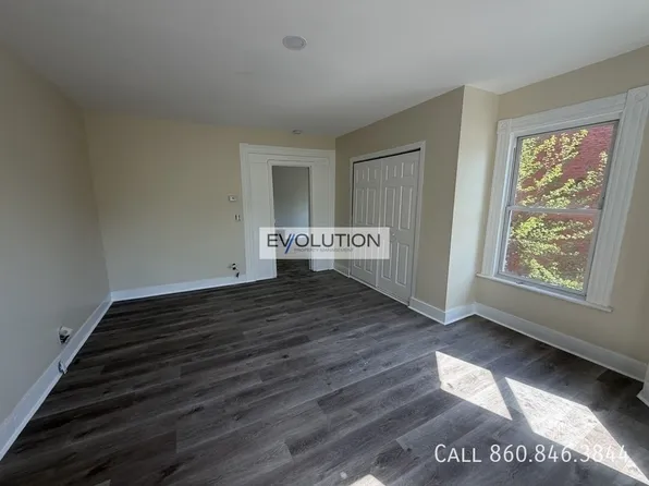 228-230 Franklin Ave Floor 2, Hartford, CT 06114