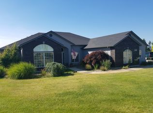 9223 W Hills Gate Dr, Star, ID 83669