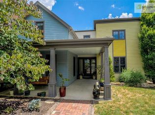 1649 Summit St, Kansas City, MO 64108