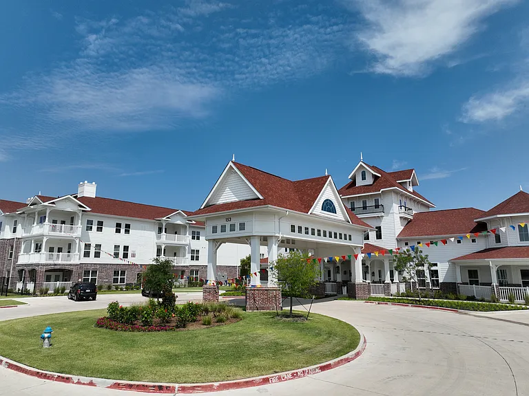 The Victoria Senior Apartments McKinney — Photo 2