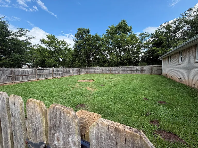 4700 Leanna Rd — Photo 8