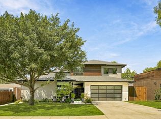 9733 Mixon Dr, Dallas, TX 75220