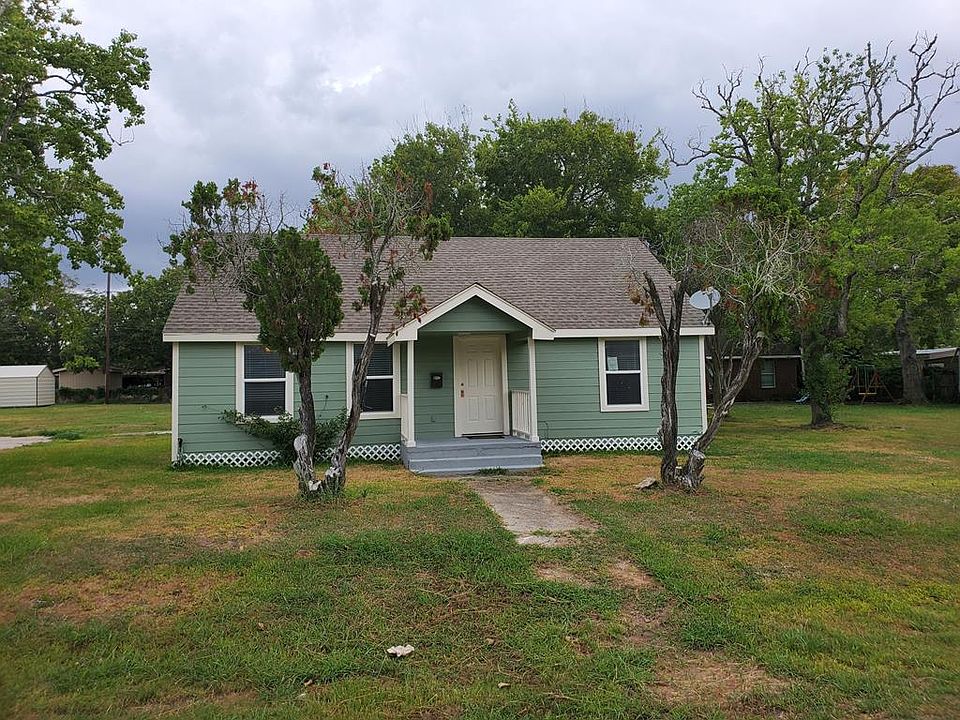 1st image of 410 Johnson Ave