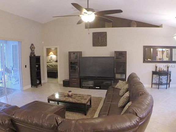 5th image of 17319 Waco Ave