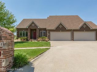 3301 NW Boulder Brook Pl, Ankeny, IA 50023