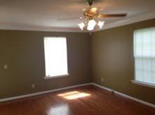 400 Pointe Clear Dr, Smyrna, TN 37167