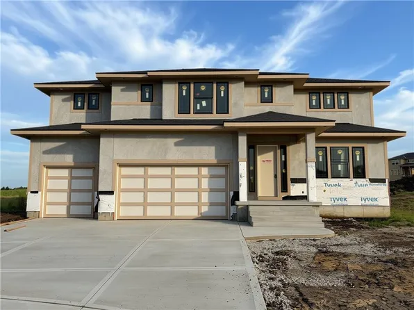 16965 W 172nd Ter, Olathe, KS 66062