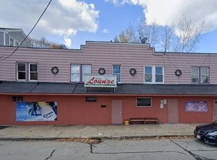 11 Pleasant St, Southbridge, MA 01550