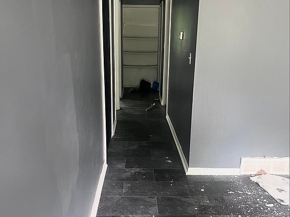 5th image of 3219 Whittier Ave