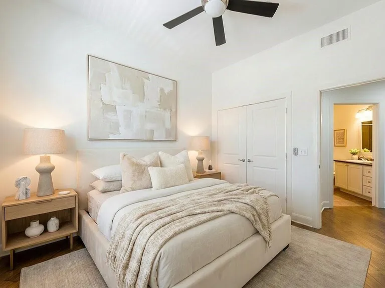 1010 Rosine St #29 — Photo 3
