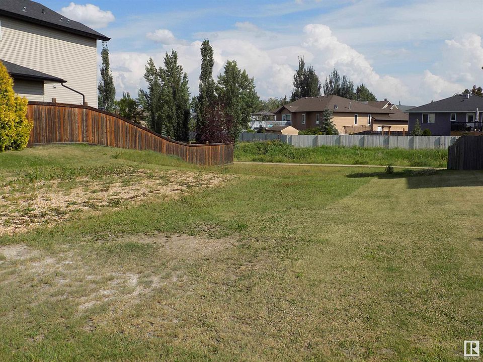 2nd image of 125 Cypress Dr
