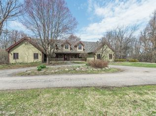 5N601 Guild Ln, Wayne, IL 60184
