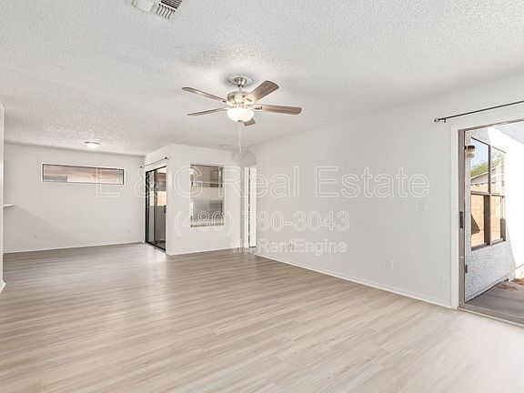 3rd image of 8714 W Amelia Ave