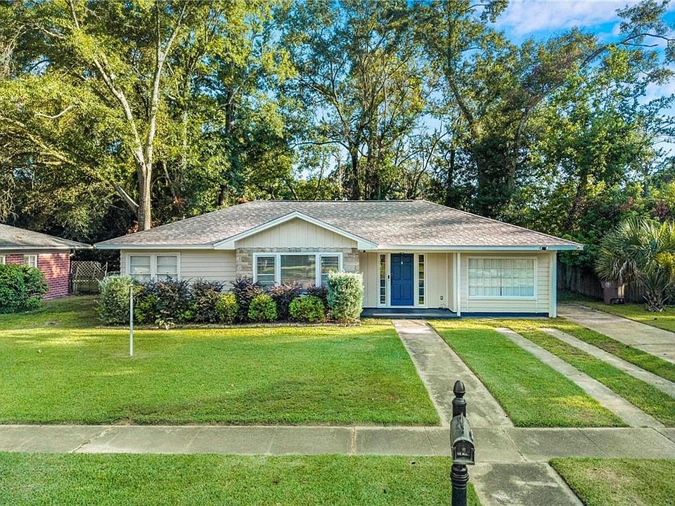1st image of 2769 N Chadwick Dr