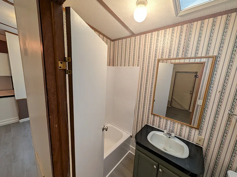 51 Ransdell Ln — Photo 10