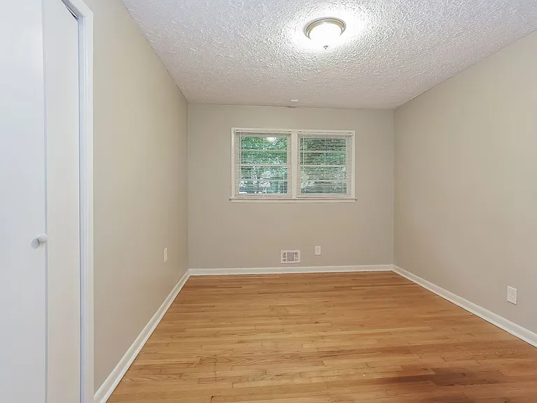 4605 Greenspring Rd — Photo 13