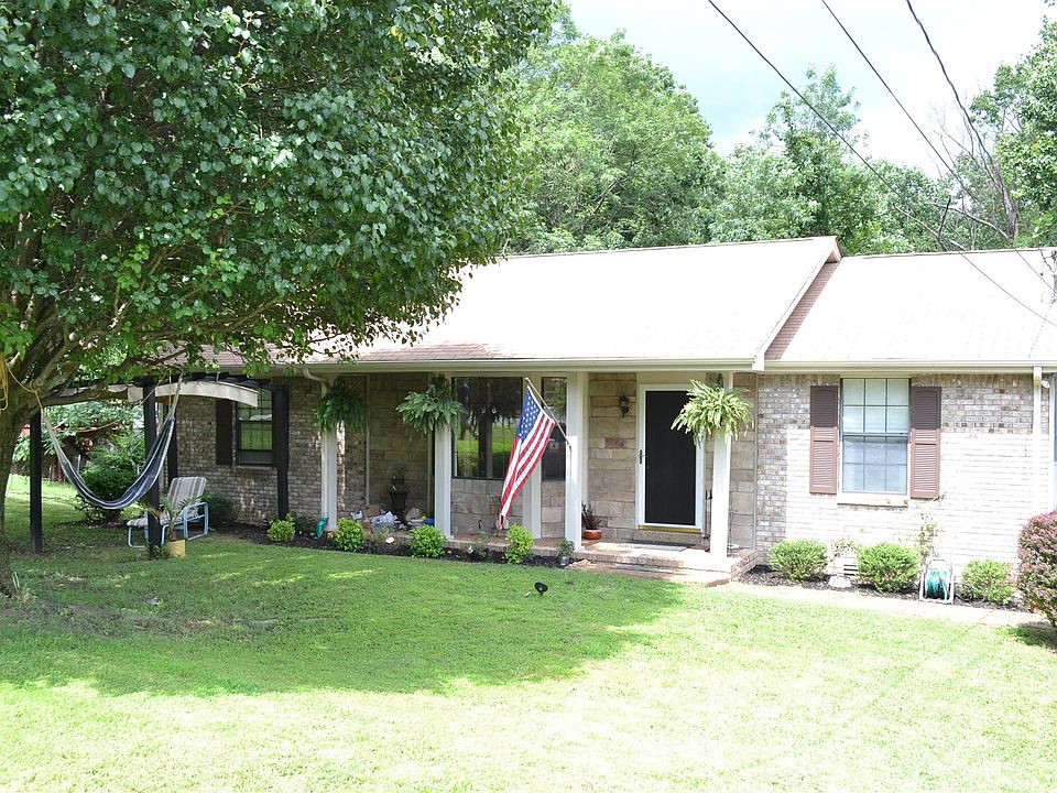 1st image of 103 Sunnyhill Trl