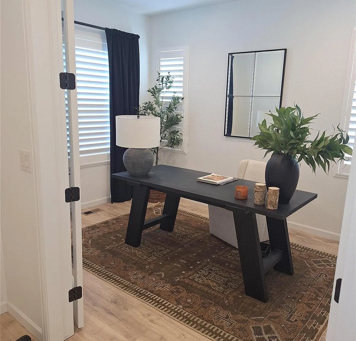 4 bed, 3.5 bath, 3348 sqft, $3,825 — Photo 4